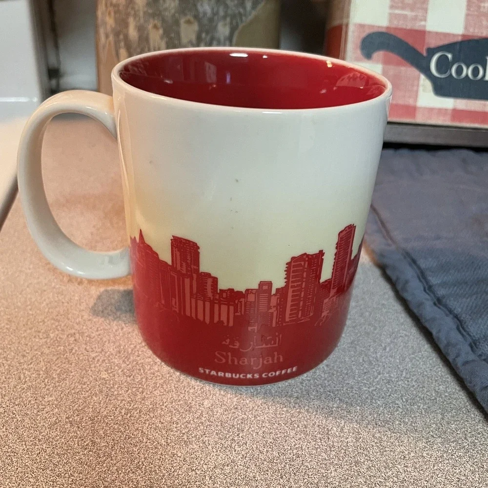 Starbucks Sharjah Rare Global Icon Series Coffee Mug Red Cream UAE 16oz 2011